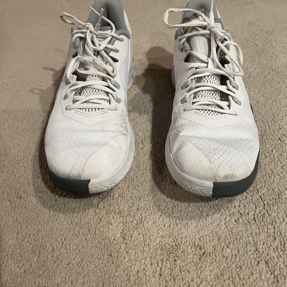 Kobe Mamba Fury Men’s Sneaker, lightly worn - Picture 4 of 4
